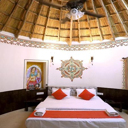 Hotel Vijayvargiya Dhani Bikaner Exterior foto